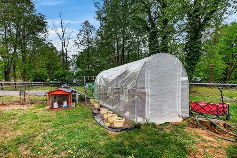 1401 Ladd Road Waynesboro VA 22980