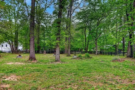 1401 Ladd Road Waynesboro VA 22980