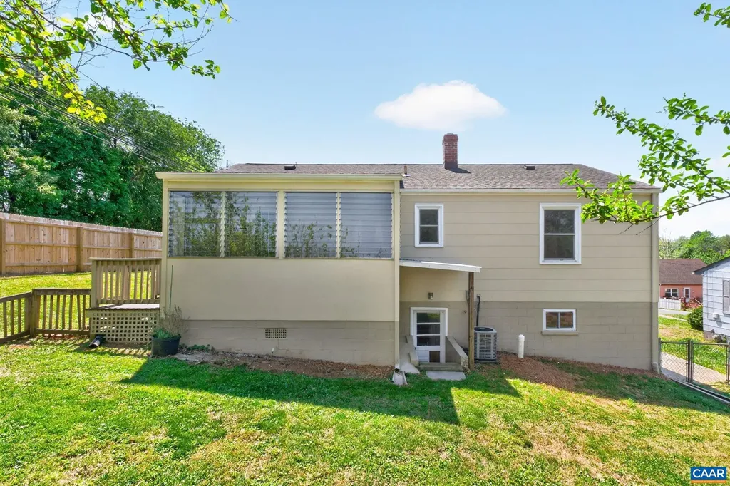 511 Stonehenge Avenue Charlottesville VA 22902