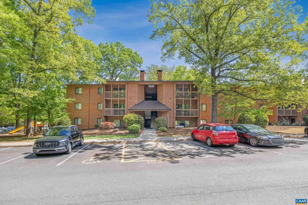 103 Turtle Creek Road Charlottesville VA 22901