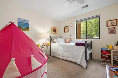 103 Turtle Creek Road Charlottesville VA 22901