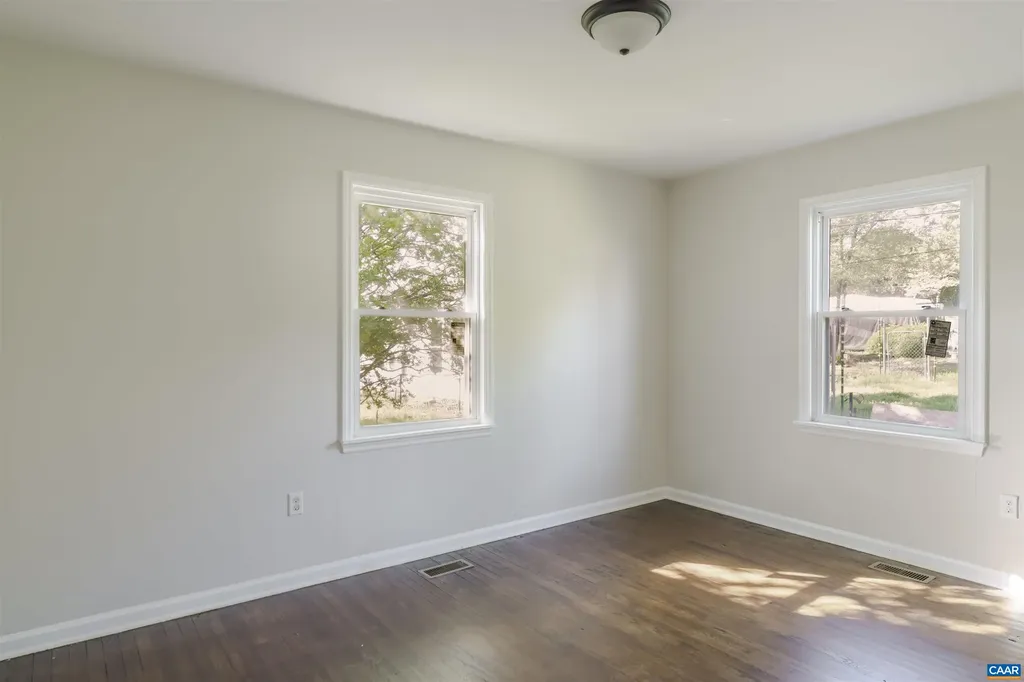1116 Locust Avenue Charlottesville VA 22901
