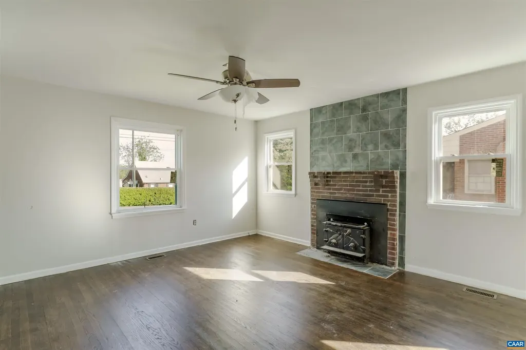 1116 Locust Avenue Charlottesville VA 22901