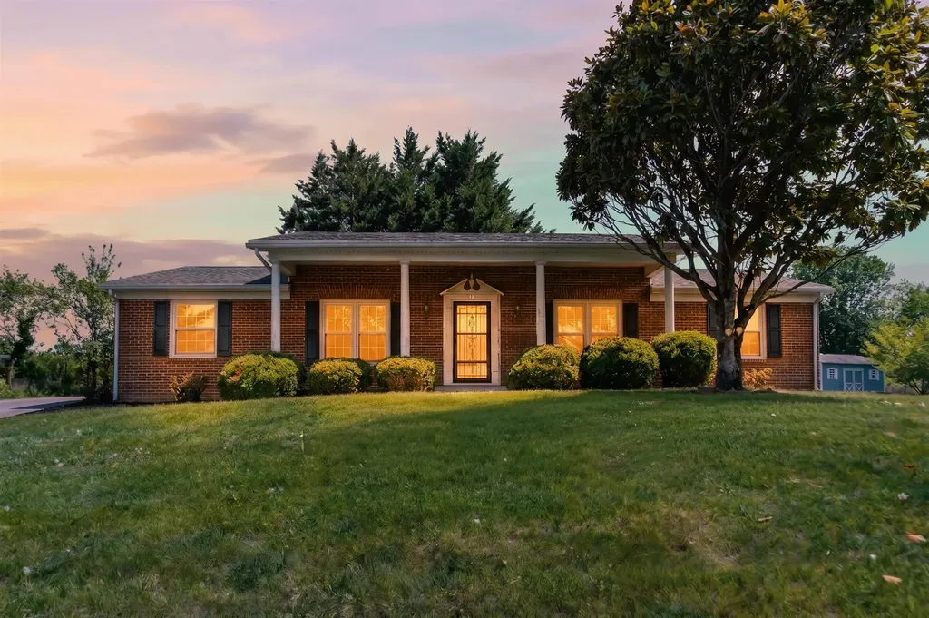 56 Idlewood Boulevard Staunton VA 24401