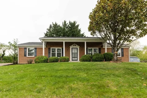 56 Idlewood Boulevard Staunton VA 24401