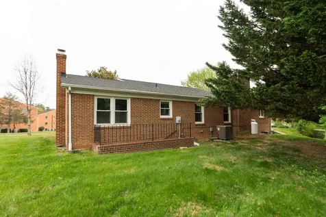 56 Idlewood Boulevard Staunton VA 24401