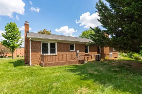 56 Idlewood Boulevard Staunton VA 24401