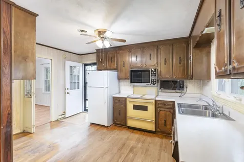 56 Idlewood Boulevard Staunton VA 24401