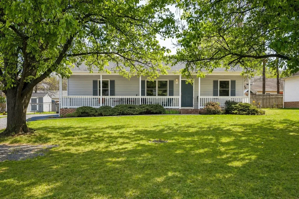 868 Patton Farm Road Stuarts Draft VA 24477