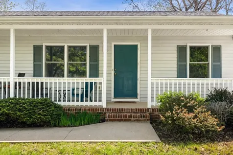 868 Patton Farm Road Stuarts Draft VA 24477
