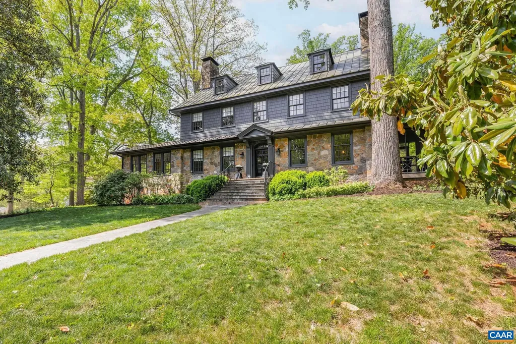 2662 Jefferson Park Circle Charlottesville VA 22903