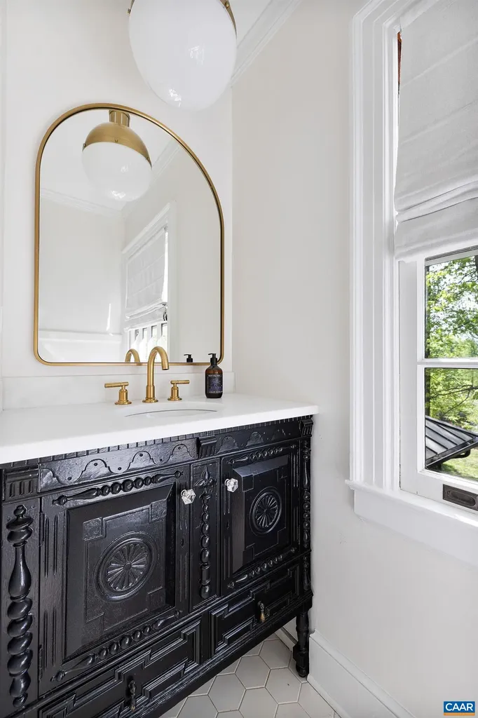 2662 Jefferson Park Circle Charlottesville VA 22903