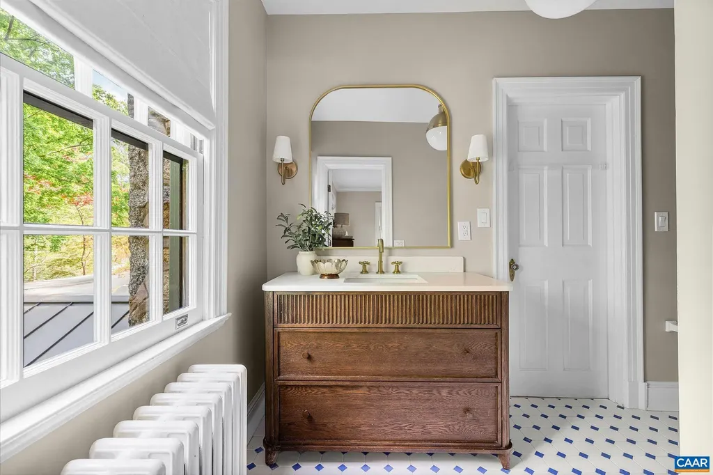 2662 Jefferson Park Circle Charlottesville VA 22903