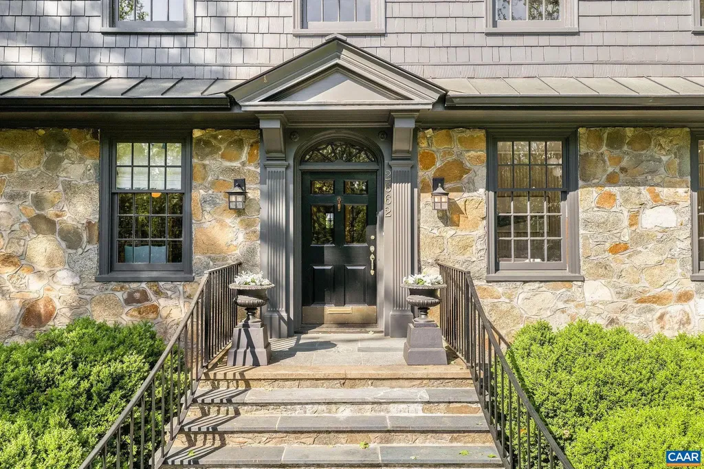 2662 Jefferson Park Circle Charlottesville VA 22903