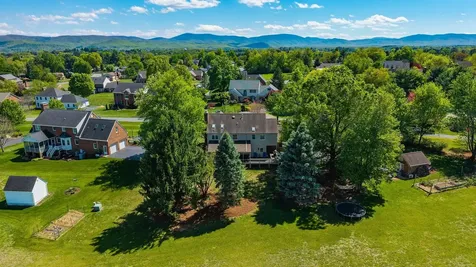 39 Wellington Place Waynesboro VA 22980