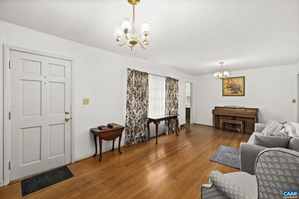 18188 Lovers Lane Gordonsville VA 22942