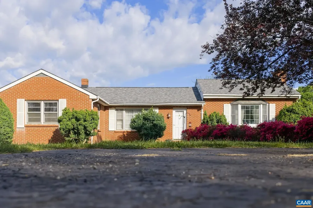 18188 Lovers Lane Gordonsville VA 22942