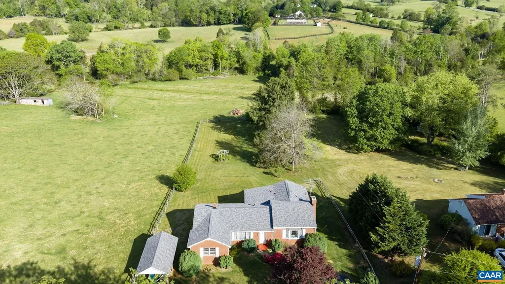 18188 Lovers Lane Gordonsville VA 22942