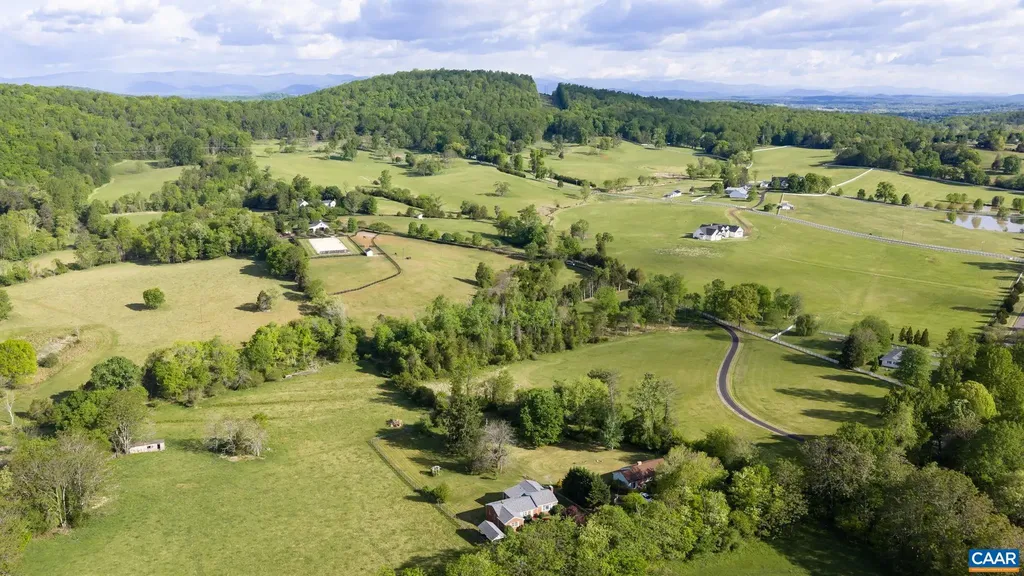 18188 Lovers Lane Gordonsville VA 22942