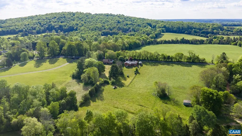 18188 Lovers Lane Gordonsville VA 22942