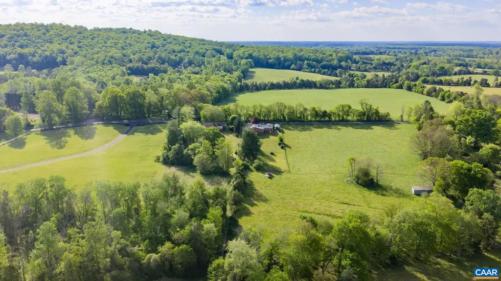 18188 Lovers Lane Gordonsville VA 22942