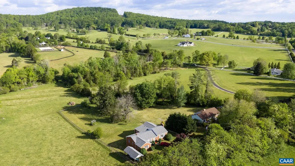 18188 Lovers Lane Gordonsville VA 22942