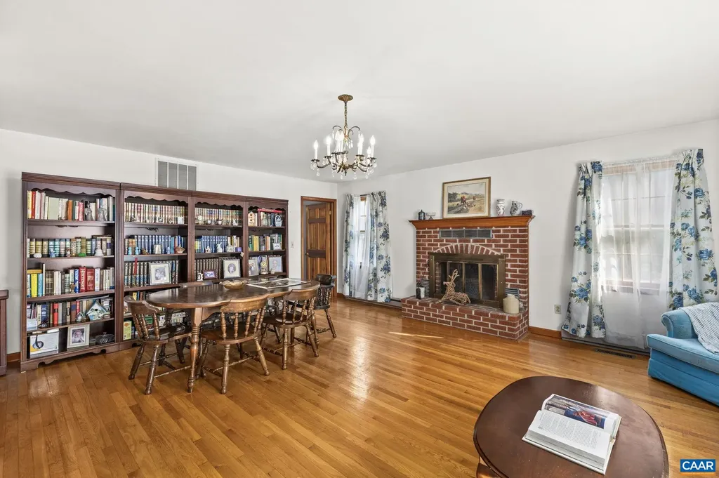 18188 Lovers Lane Gordonsville VA 22942