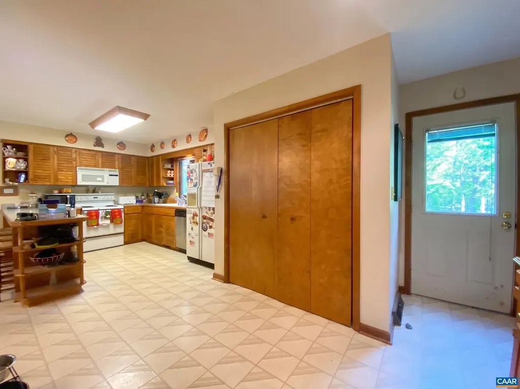 458 Deer Drive Ruckersville VA 22968