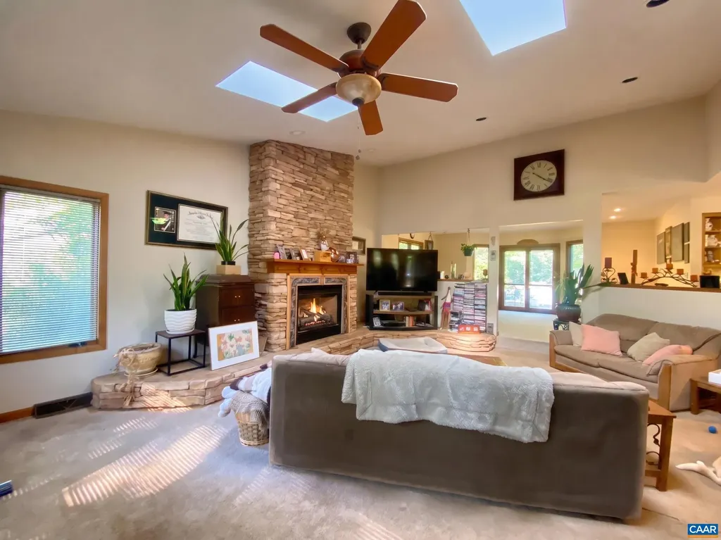 458 Deer Drive Ruckersville VA 22968