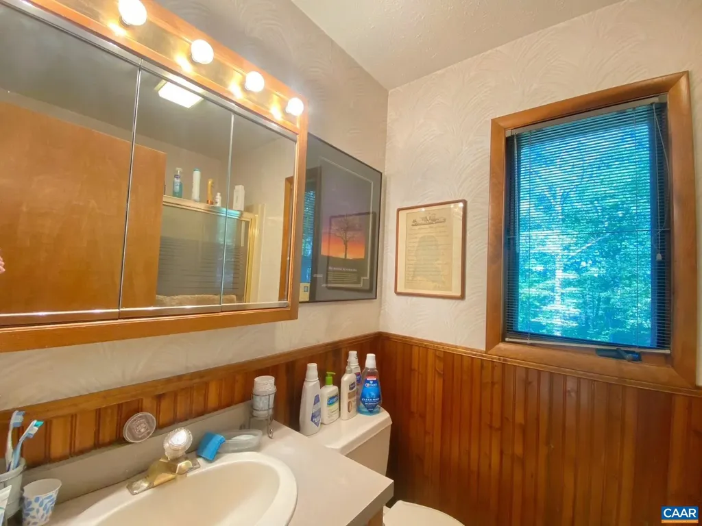 458 Deer Drive Ruckersville VA 22968