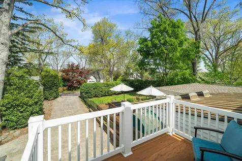 633 Oak Avenue Waynesboro VA 22980