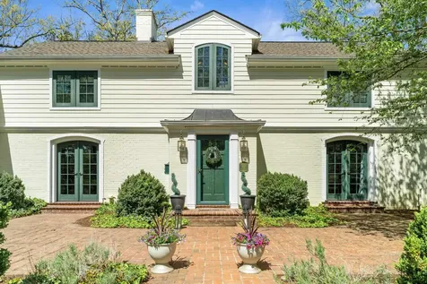 633 Oak Avenue Waynesboro VA 22980