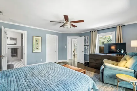 633 Oak Avenue Waynesboro VA 22980
