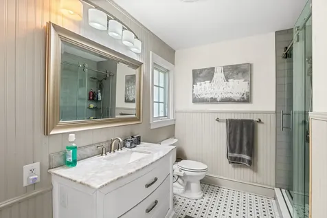 633 Oak Avenue Waynesboro VA 22980