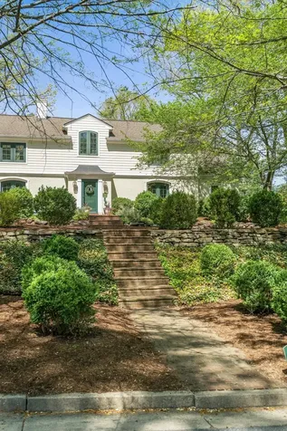 633 Oak Avenue Waynesboro VA 22980