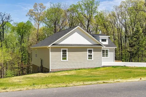 1378 Melrose Road Rockingham VA 22802
