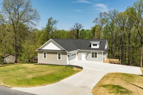 1378 Melrose Road Rockingham VA 22802