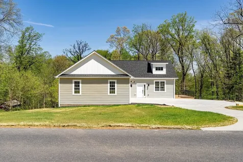 1378 Melrose Road Rockingham VA 22802