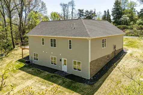 1378 Melrose Road Rockingham VA 22802