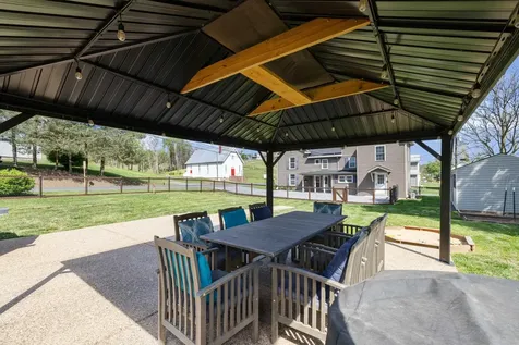6748 Spring Creek Road Bridgewater VA 22812