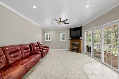 204 Tadpole Lane Greenville VA 24440