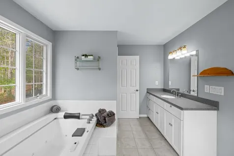 204 Tadpole Lane Greenville VA 24440