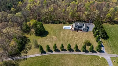 204 Tadpole Lane Greenville VA 24440