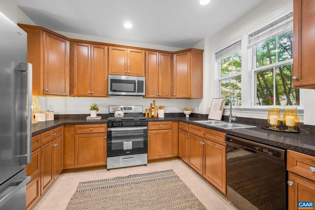 111 Melbourne Park Charlottesville VA 22901