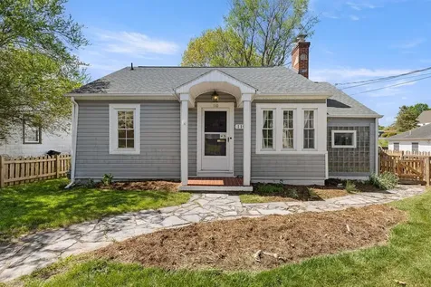 110 Hays Avenue Staunton VA 24401