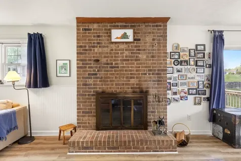 110 Hays Avenue Staunton VA 24401