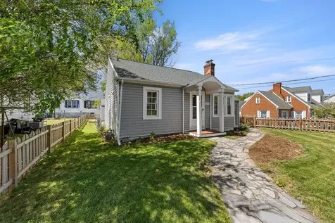 110 Hays Avenue Staunton VA 24401