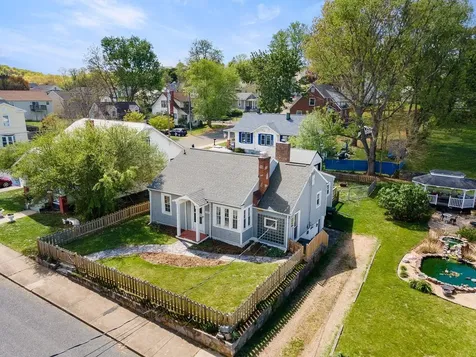 110 Hays Avenue Staunton VA 24401