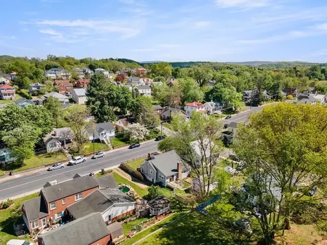 110 Hays Avenue Staunton VA 24401