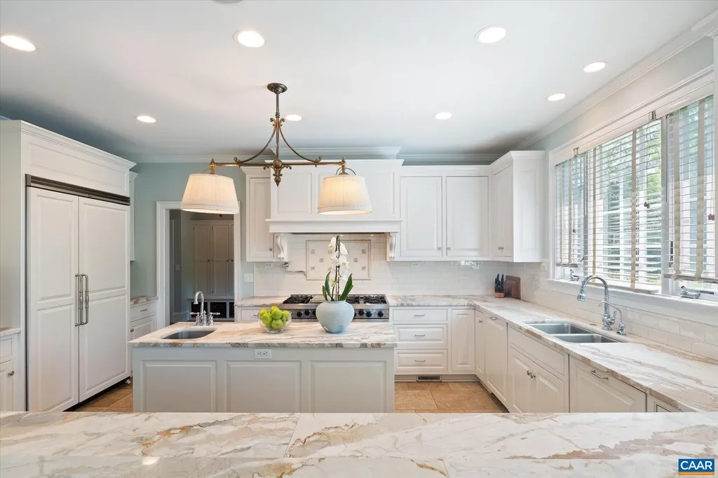 515 Rocks Farm Drive Charlottesville VA 22903